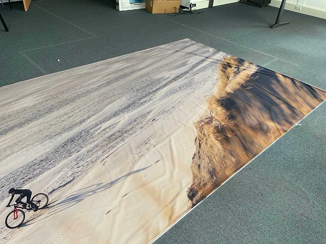 Doek fietser op strand 260x710 cm - afbeelding 4 van  8