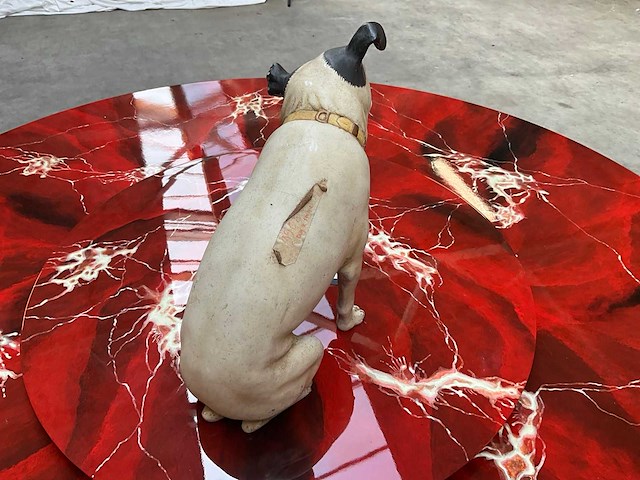 Dog statue - afbeelding 2 van  2