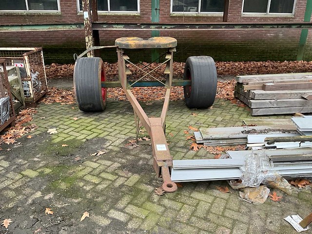 Dolly - afbeelding 1 van  6