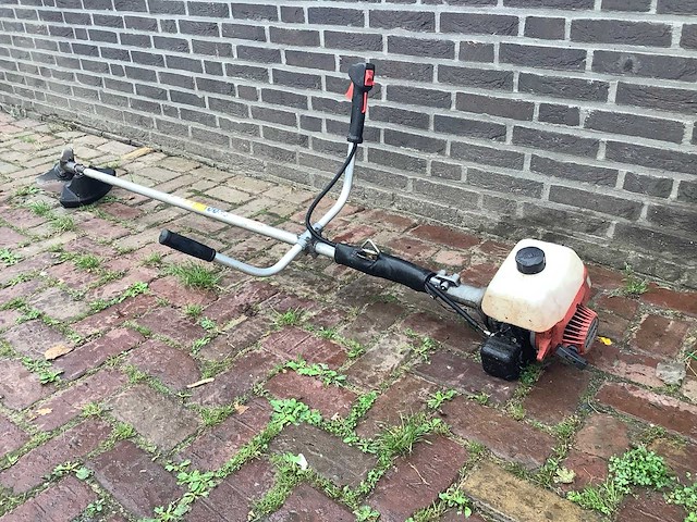 Dolmar ms-4200 bosmaaier - afbeelding 1 van  5