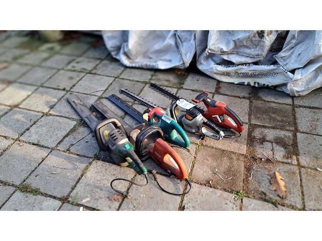 Dolmar,bosch,makita - heggenschaar (5x) - afbeelding 1 van  3