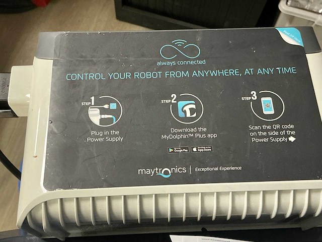 Dolphin m400 zwembadrobot - afbeelding 4 van  5