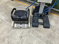 Dolphin ultimate smart zwembad zuigrobot - afbeelding 2 van  9