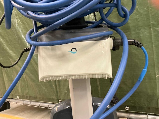 Dolphin ultimate smart zwembad zuigrobot - afbeelding 8 van  9