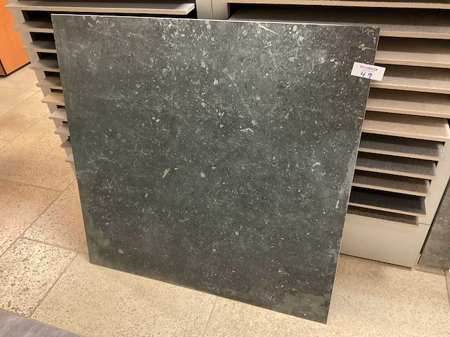 Dom vibes dark mat vloertegel 60x60 cm 38,88 m² - afbeelding 1 van  3