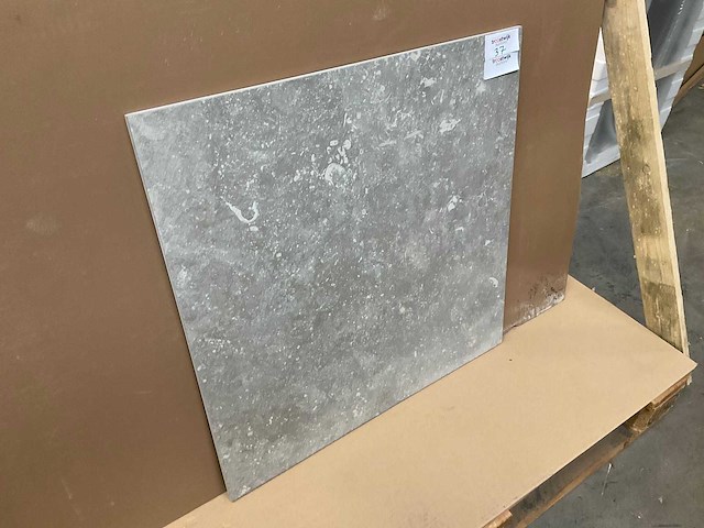 Dom vibes grey mat vloertegel 90x90 cm 32,4 m² - afbeelding 2 van  2