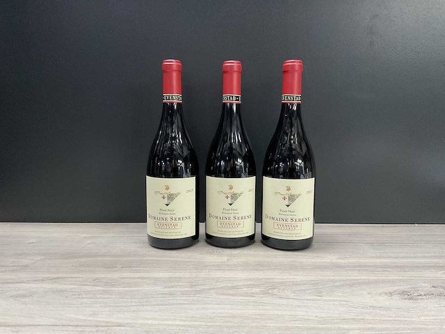 Domaine serene pinot noir evenstad reserve 2017 (3x) - afbeelding 1 van  4