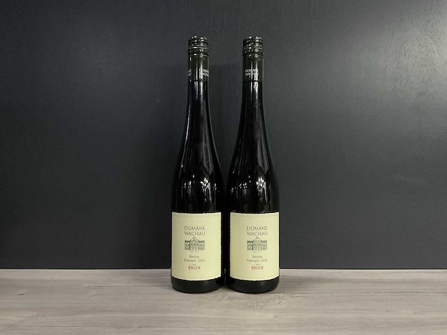 Domane wachau riesling federspiel bruck 2023 (3x) - afbeelding 1 van  3