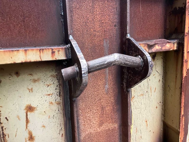 Domat pca haakarm en kabel systeem afvalcontainer - afbeelding 11 van  13