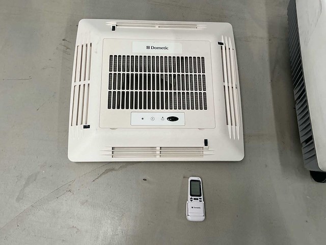 Dometic fj2200e caravan dakairco - afbeelding 2 van  5