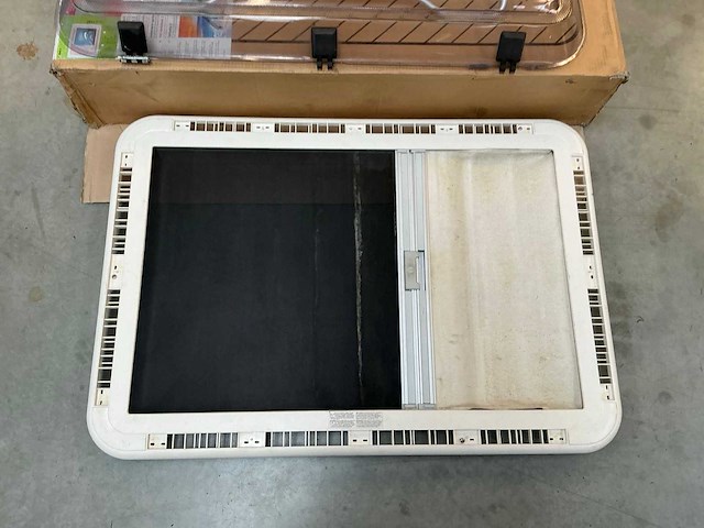 Dometic heki ii dakluik - afbeelding 3 van  7