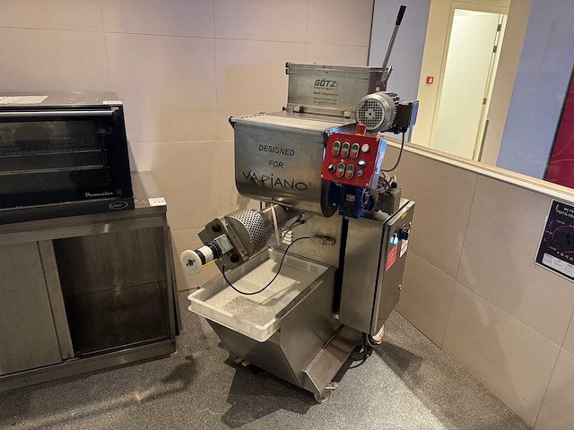 Dominioni - p55r - pasta machine - afbeelding 1 van  17