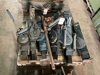 Domme kracht (7x) - afbeelding 1 van  2