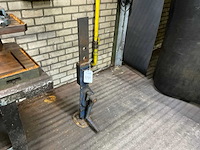 Domme kracht - afbeelding 2 van  4