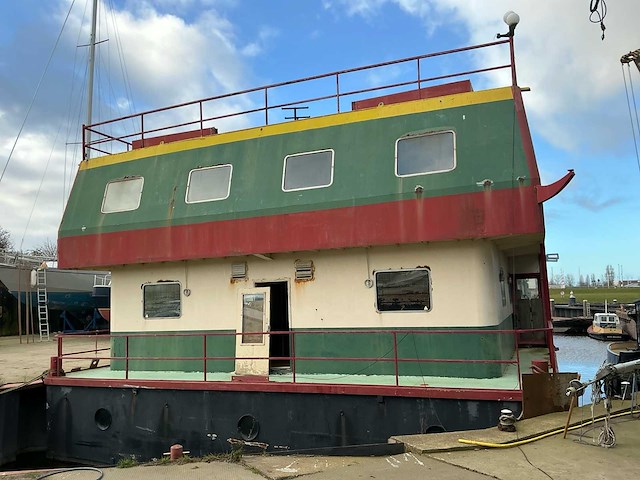 Domus di aqua - voormalig restaurantschip ''north palace'' - afbeelding 83 van  159