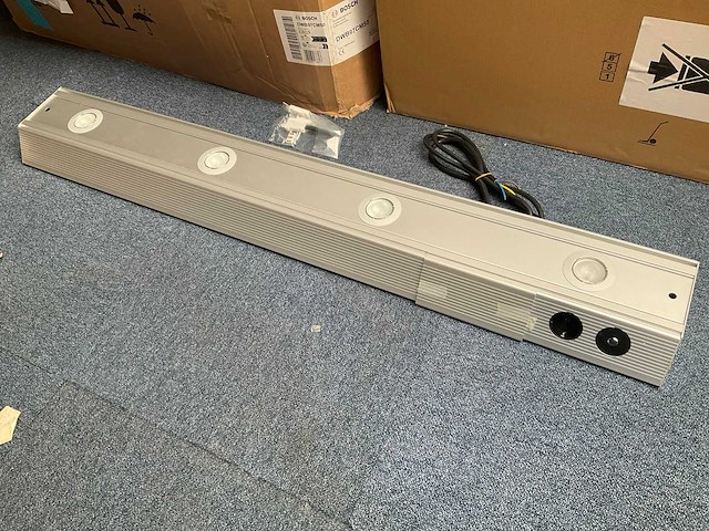 Domus line domino hl onderkastverlichting met stopcontact rvs - afbeelding 3 van  8