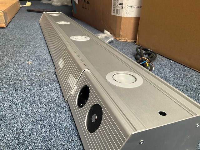 Domus line domino hl onderkastverlichting met stopcontact rvs - afbeelding 6 van  8