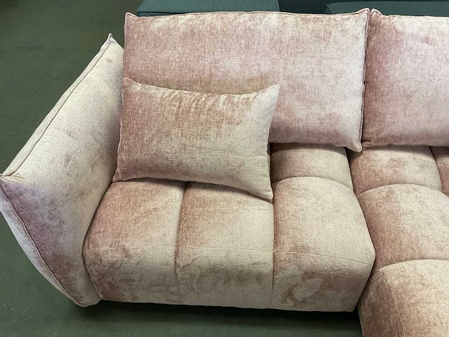 Dona mali - danya rechts - bankstel - afbeelding 2 van  12