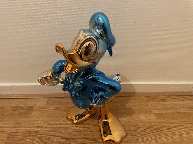 Donald duck beeld, blauw - afbeelding 2 van  13