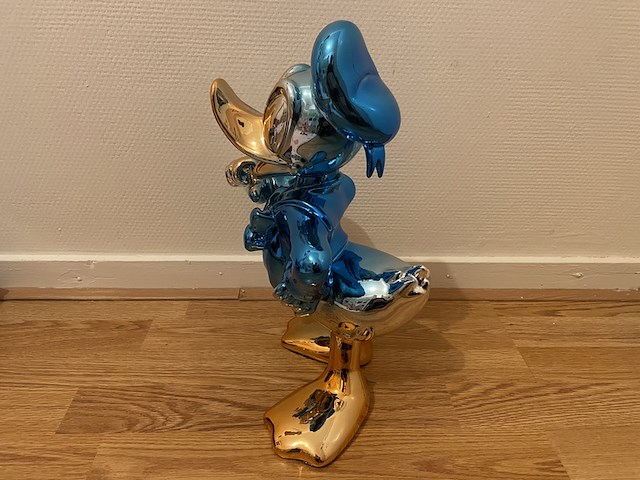 Donald duck beeld, blauw - afbeelding 13 van  13