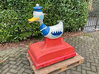 Donald duck kiddy ride - afbeelding 1 van  10