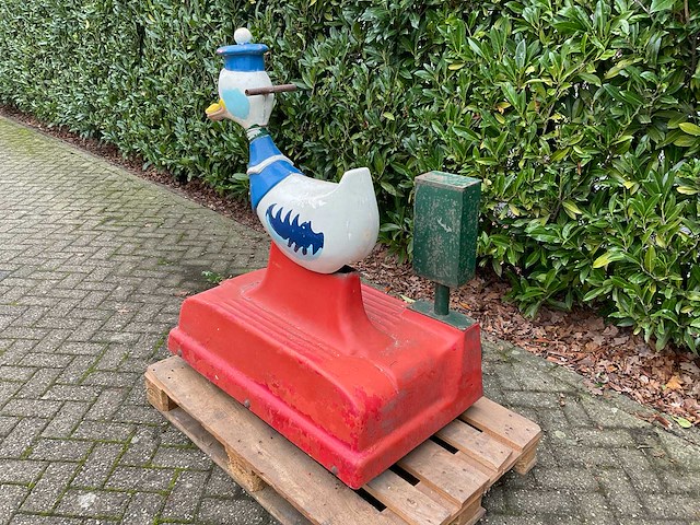 Donald duck kiddy ride - afbeelding 4 van  10
