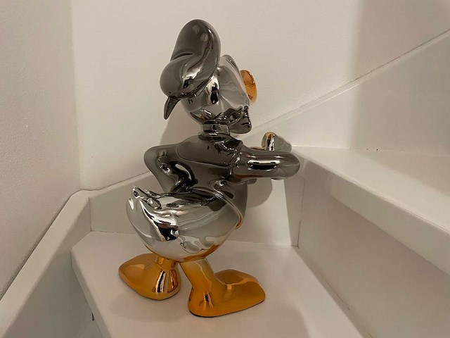 Donald duck sculptuur lior24 - afbeelding 10 van  11