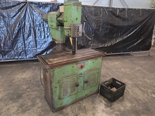 Donau - dr32 - radiaalboormachine - afbeelding 1 van  9