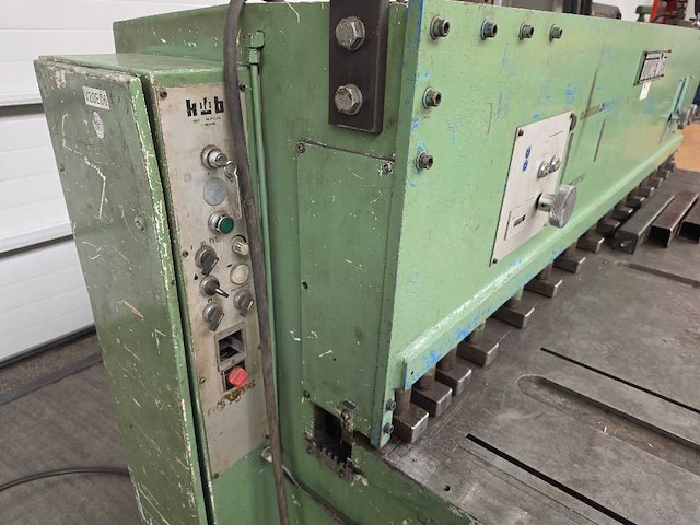 Donewell - 3-2500 - guillotineschaar - afbeelding 5 van  9
