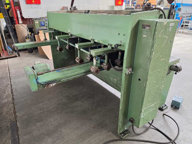 Donewell - 3-2500 - guillotineschaar - afbeelding 7 van  9