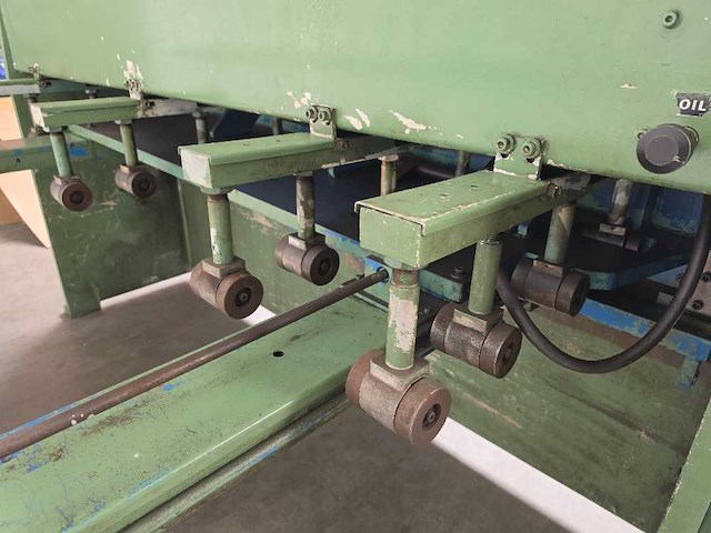 Donewell - 3-2500 - guillotineschaar - afbeelding 8 van  9