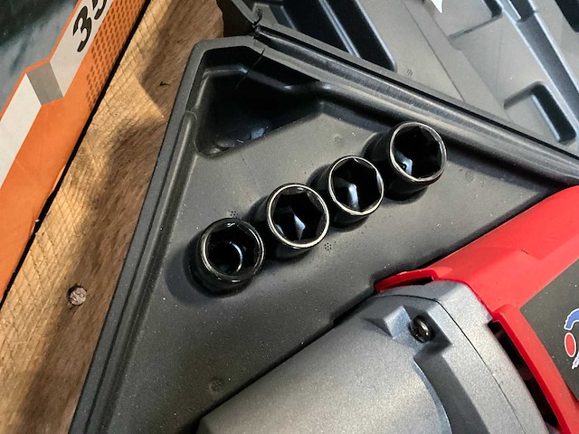 Dongda slagmoersleutel - afbeelding 2 van  2