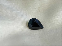 Donkere peer vorm saffier 5.52 carat natuurlijke saffier - afbeelding 1 van  3