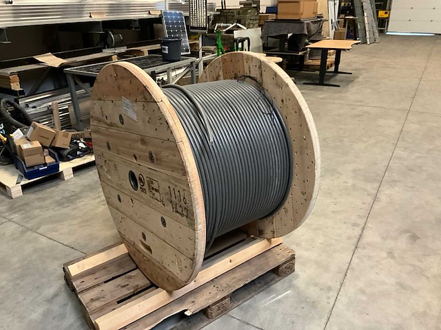 Donne ymvk 10mm2 /1000 dga kabel op haspel500mtr) - afbeelding 3 van  5