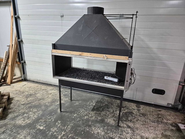 Doorkijkhaard / tunnelhaard - afbeelding 1 van  3