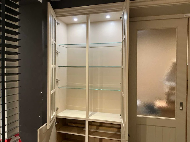 Doorloopkast 370x235x45 cm - afbeelding 8 van  9