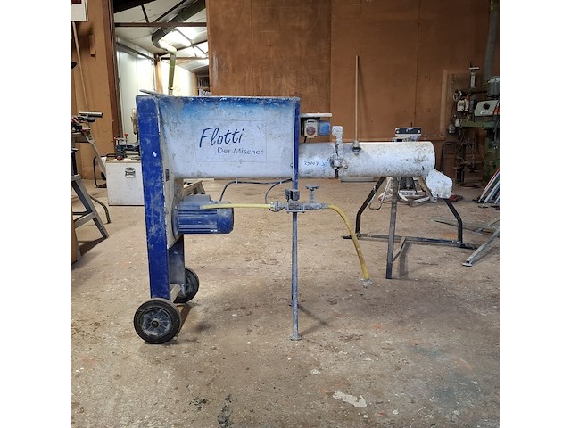 Doorloopmenger m-tec, flotti, bouwjaar 2009 - afbeelding 1 van  13