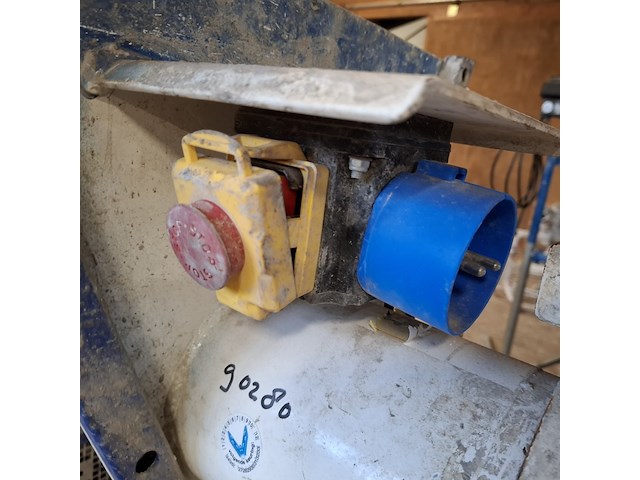 Doorloopmenger m-tec, flotti, bouwjaar 2020 - afbeelding 13 van  13