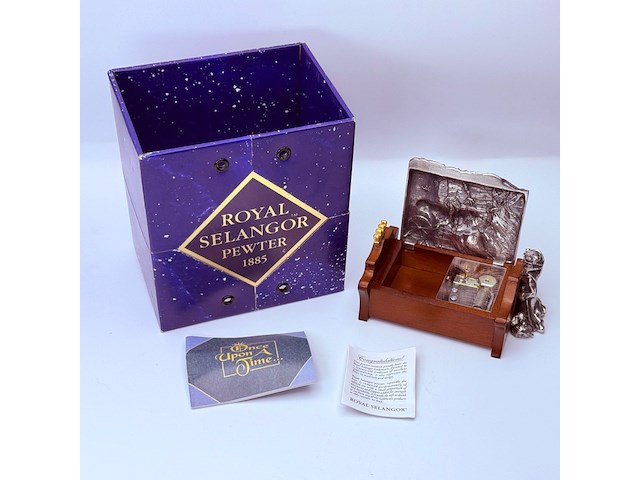 Doornroosje disney x royal selangor muziekdoos - afbeelding 4 van  11