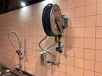 Doorschuif spoeltafel opstelling - afbeelding 7 van  7