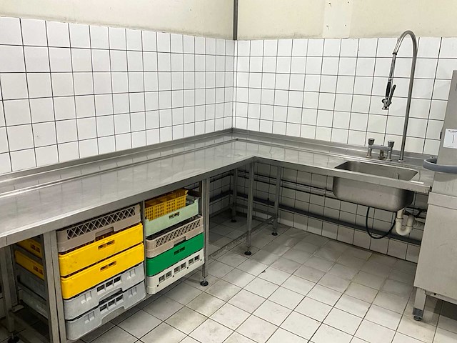 Doorschuif werktafel (2x) - afbeelding 1 van  4