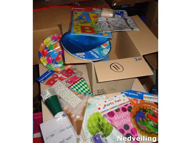 Doos 12 met mix feest 20 stuks - afbeelding 2 van  3