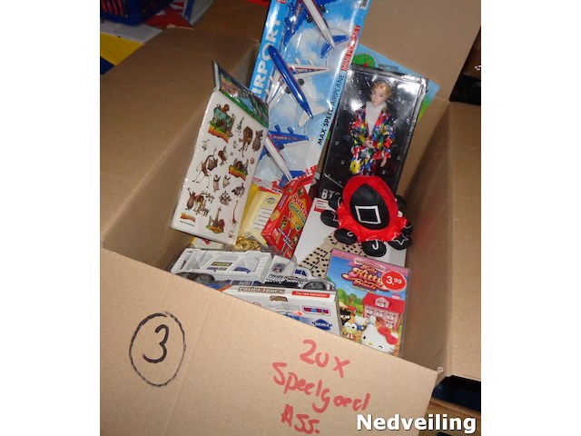 Doos 3 met mix speelgoed 20 stuks - afbeelding 1 van  3