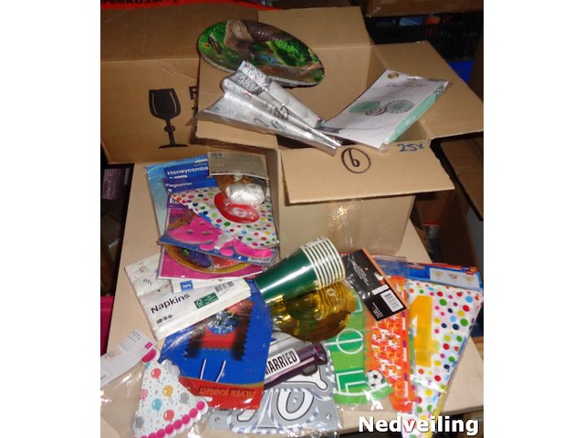 Doos 6 met mix feest 25 stuks - afbeelding 2 van  3