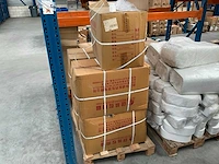Doos á 2888 stuks hdpe flacons (5x) - afbeelding 1 van  2