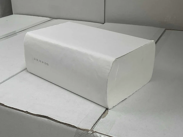 Doos á 3000 stuks 2-laags handdoekjes (30x) - afbeelding 2 van  3