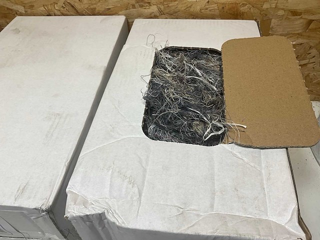 Doos bont poetskatoen 2 kg (8x) - afbeelding 1 van  2