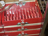 Doos candy cans wit rood. 21 x 12 stuks. - afbeelding 2 van  2