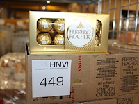Doos ferrero rocher. 8x 8 stuks. - afbeelding 1 van  2
