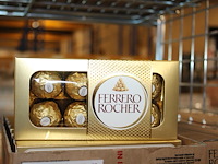 Doos ferrero rocher. 8x 8 stuks. - afbeelding 1 van  2
